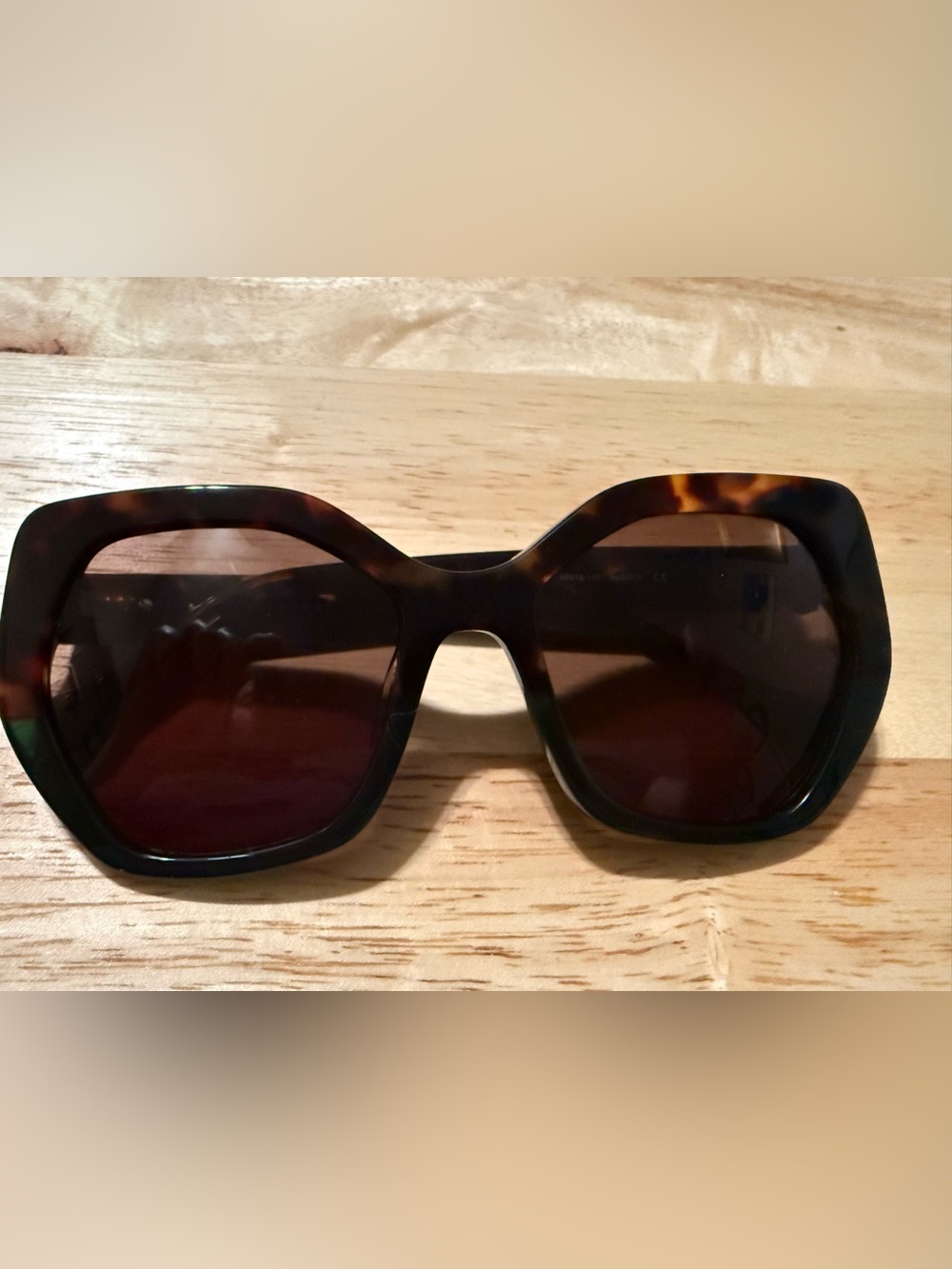 Aura Tortoiseshell Oversized Sunglasses with Brown Lenses